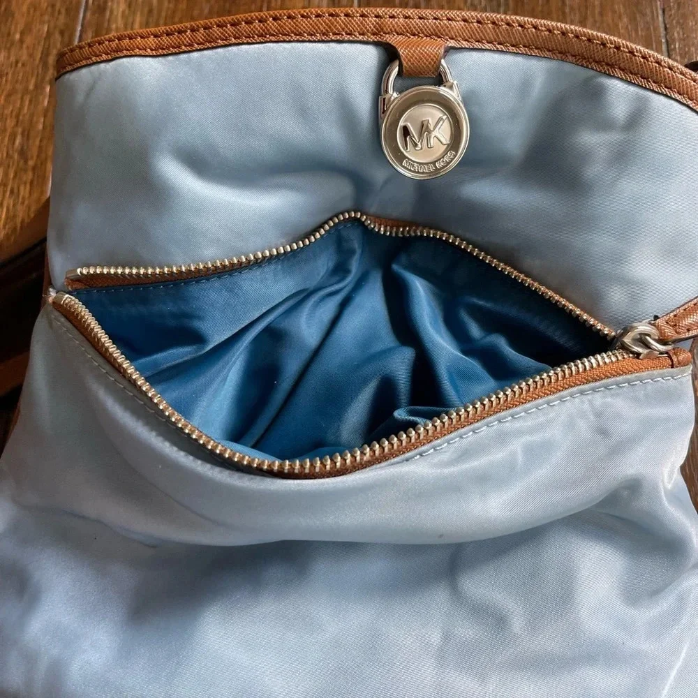 Michael Kors Kempton cross body bag
